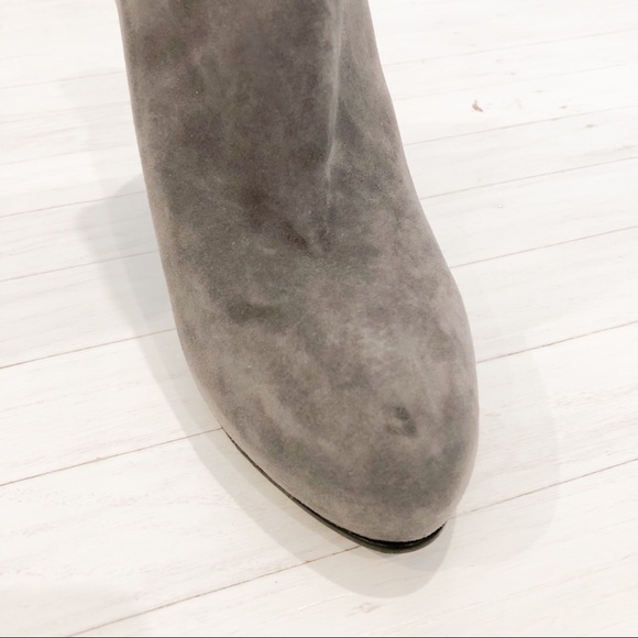 ❌SOLD❌ Prada Platform Suede Booties Gray Grey - Picture 5 of 8